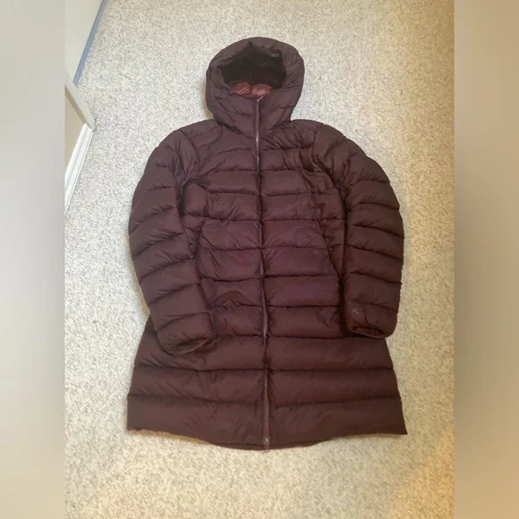 Arc’teryx Women’s Seyla Mid Insulated Coat | S | 750 grey goose down |chocolate - Picture 3 of 16